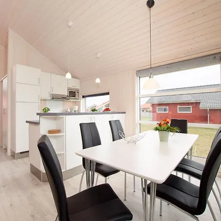 Wunderschoenes Ostsee-Cottage Fuer 6 Personen * Großenbrode
