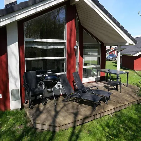 Wunderschoenes Ostsee-Cottage Fuer 6 Personen *