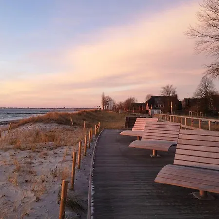 Wunderschoenes Ostsee-Cottage Fuer 6 Personen *